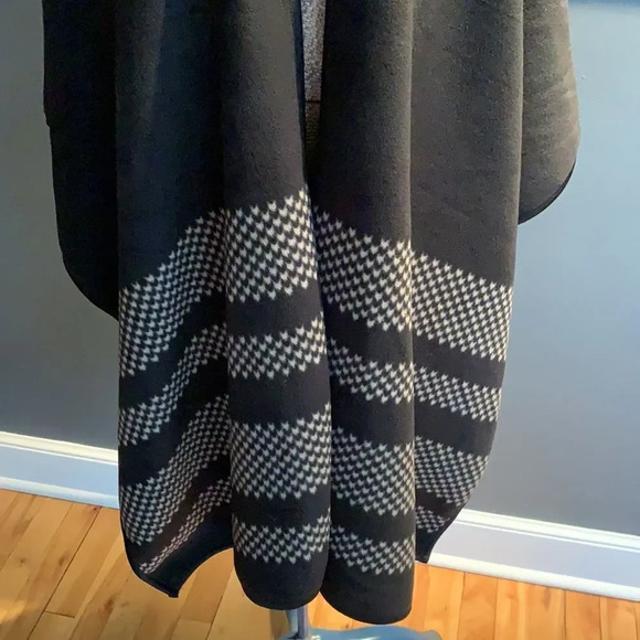 Ike Behar black tan print bands reversible wrap OS - Picture 2 of 9